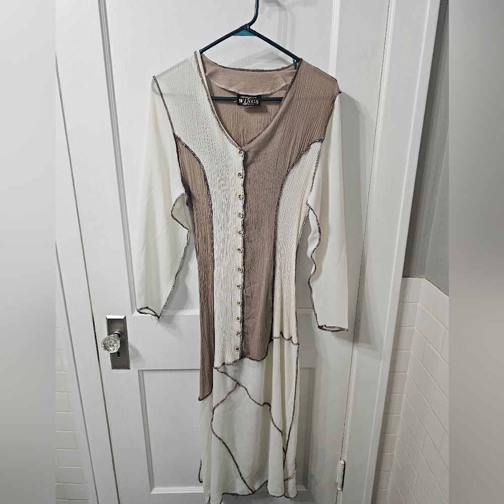Vintage Wings Dress That Ties In Back. Tag Says Large But Fits Like A Medium.